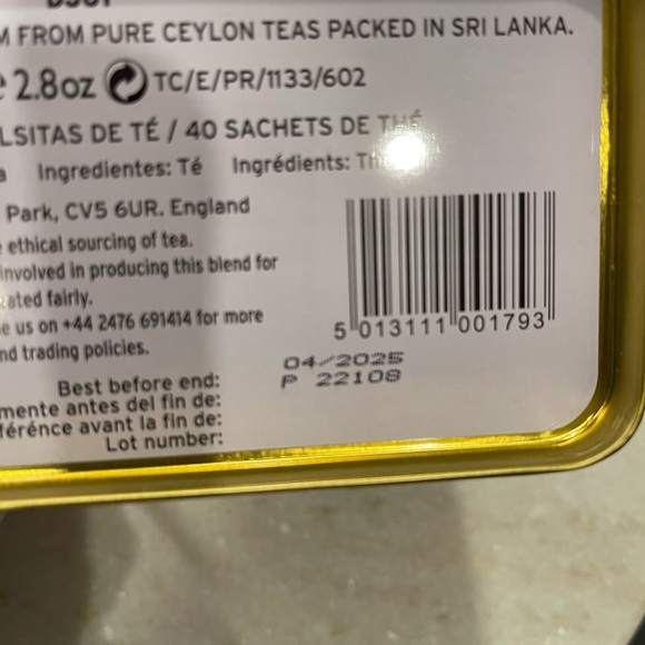 Queen Elizabeth II Of Great Britain Tin English Breakfast Tea 40 Teabags EXPIRED - Picture 9 of 10